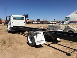 2007 FREIGHTLINER M2 106 CAB & CHASSIS;