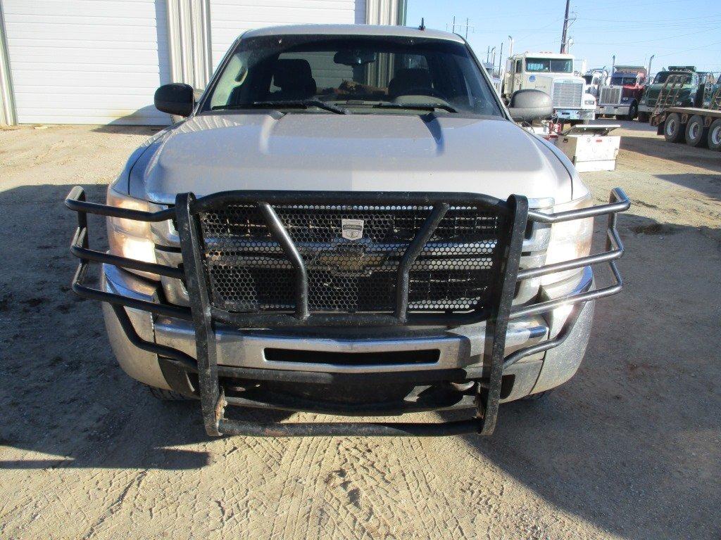 2009 CHEVROLET 2500 4WD EXTENDED CAB PICK UP;