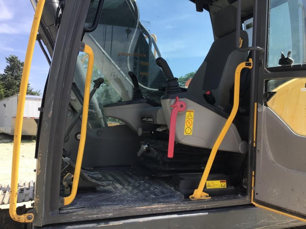 2012 VOLVO EC220D EXCAVATOR