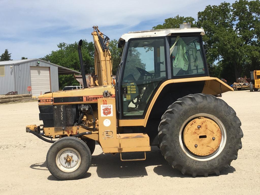 NEW HOLLAND 6640 TIGER SIDE BOOM MOWER