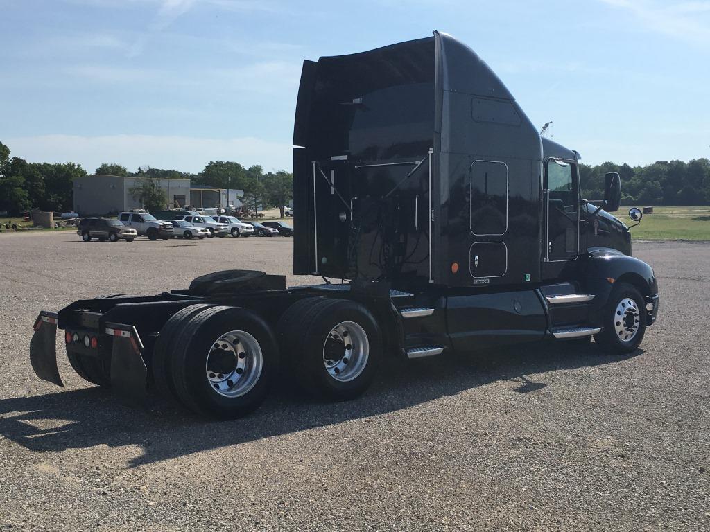 2013 KENWORTH T660 SLEEPER T/A TRUCK TRACTOR