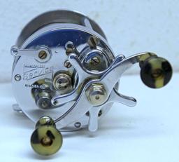 Vintage Shakespeare Service 1944 Level Wind Fishing Reel