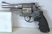 Smith & Wesson Model 629-6 Mountain Gun .44 Mag. Double Action Revolver in Hard Case 4" Barrel...