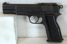 Browning FN MK. 1* Inglis Canada 9 mm Hi-Power Semi-Auto Pistol w/Wooden Stock Attachment / Holster.