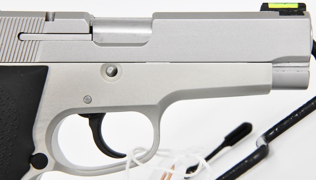 Smith & Wesson 410S .40SW Stainless Large Frame