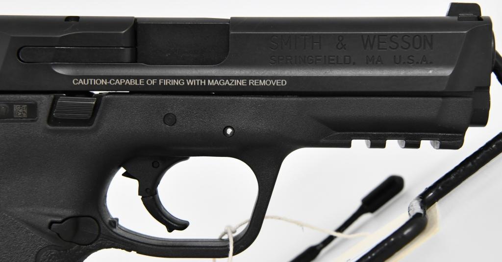 Brand New Smith & Wesson M&P40 Semi-Auto Pistol