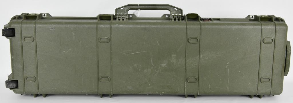 Pelican 1750 Rifle Shotgun Hard Case with wheels