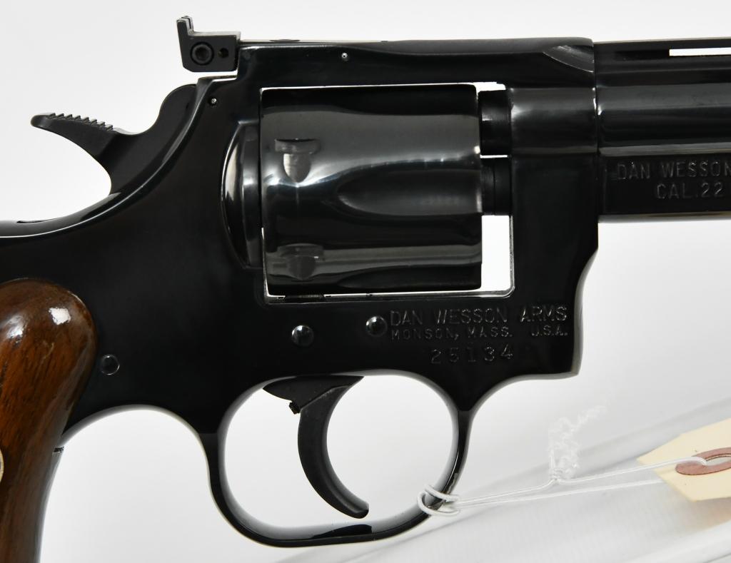 Dan Wesson Model 22 Revolver .22 LR