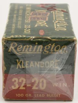 Collectors Box Of 28 Rds Remington .32 Win Ammo