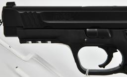 Smith & Wesson M&P 45 Semi Auto Pistol .45 ACP
