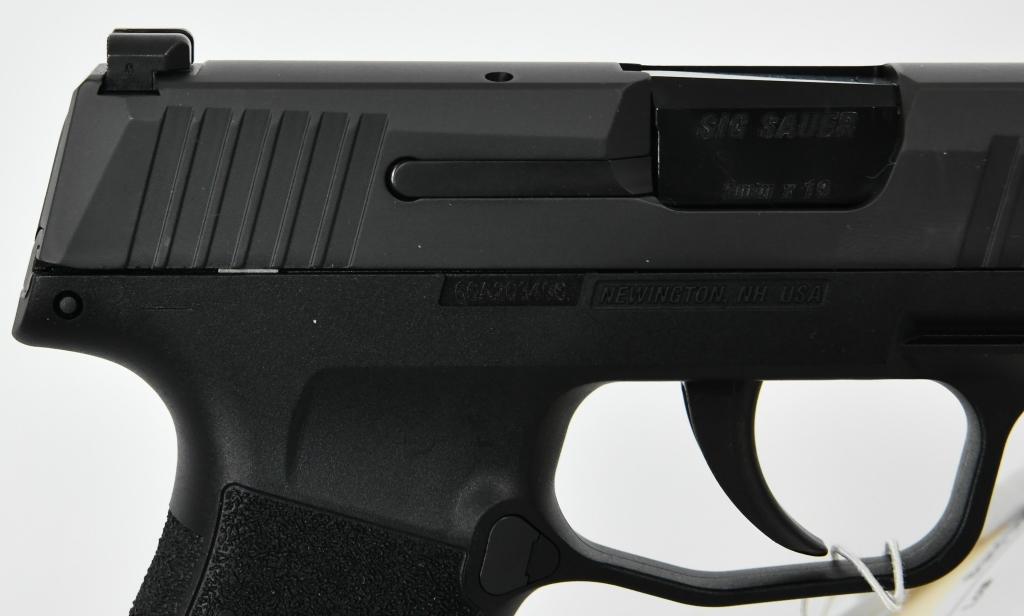 SIG Sauer P365 9mm Pistol W/ XRay3 Sights