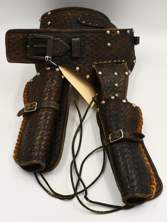 Altstatt Leather Basket Weave Dual Holster & Belt