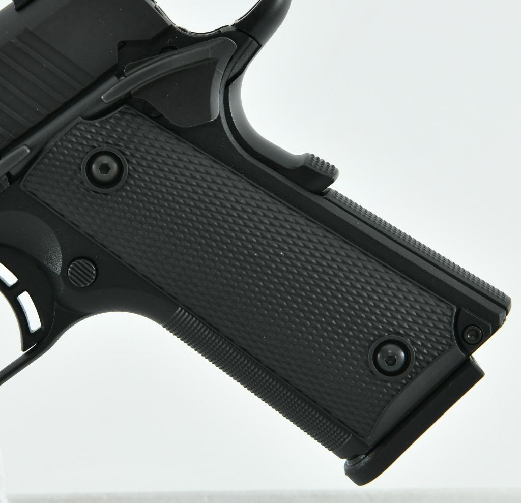 Browning 1911-380 Black Label .380 ACP Semi Auto