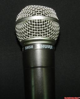 Shure SM58 Dynamic Cardioid Microphone