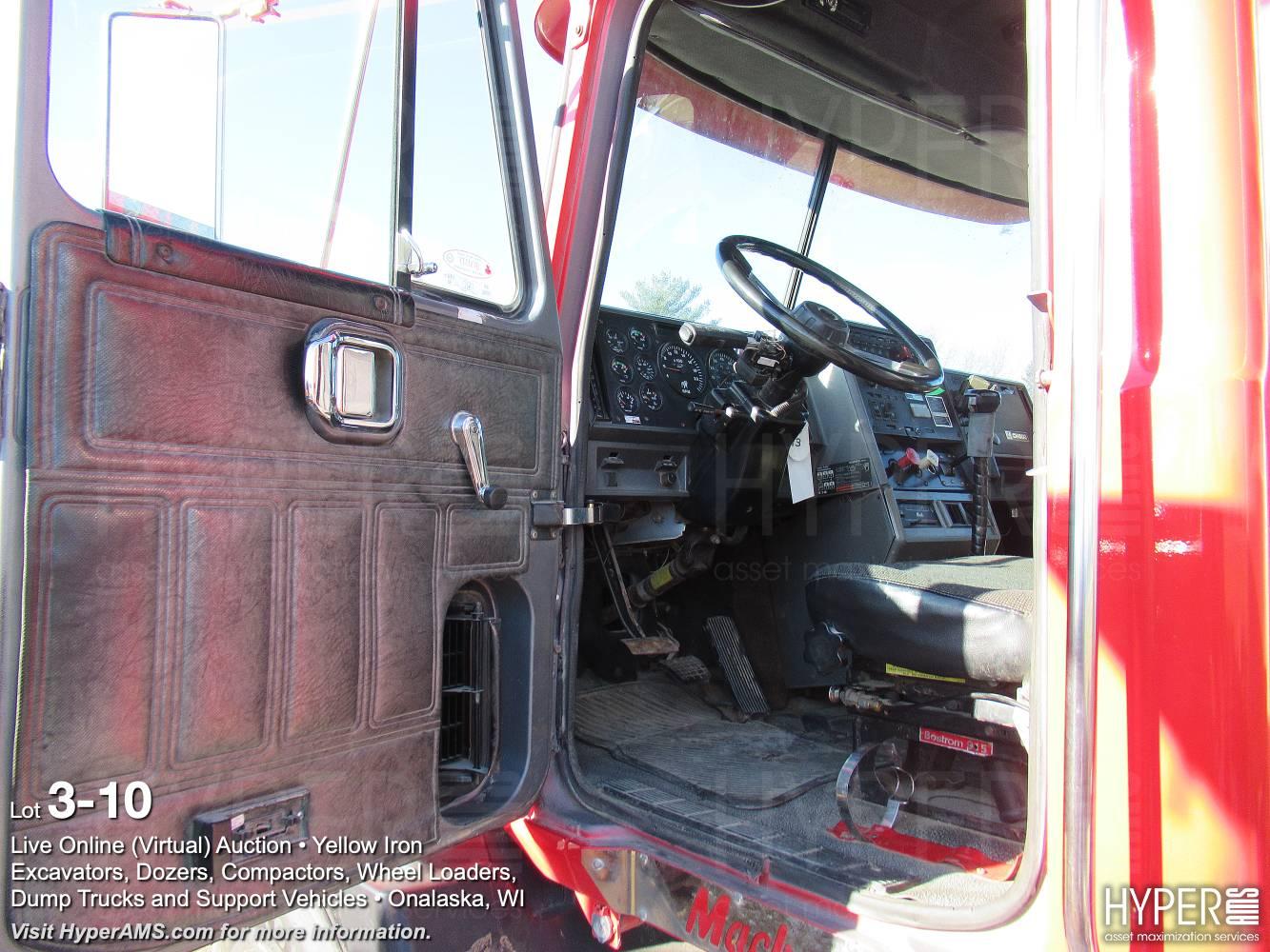 1994 Mack CH-613 Semi Tractor