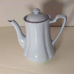 Graydawn Tea Pot