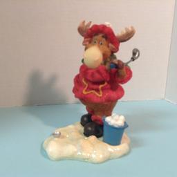 Golfing Moose Figurine