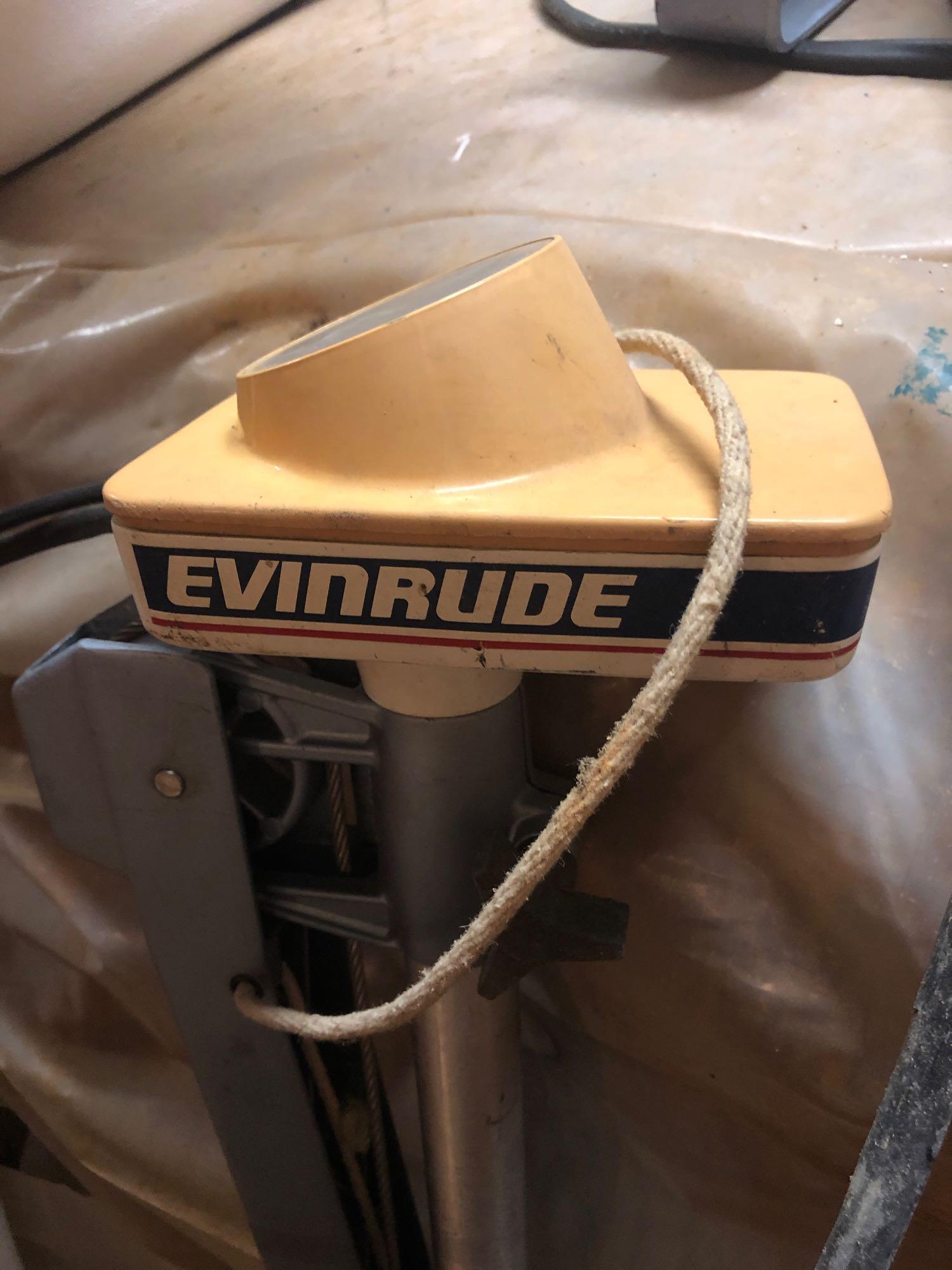 Evinrude scout trolling motor with foot pedal