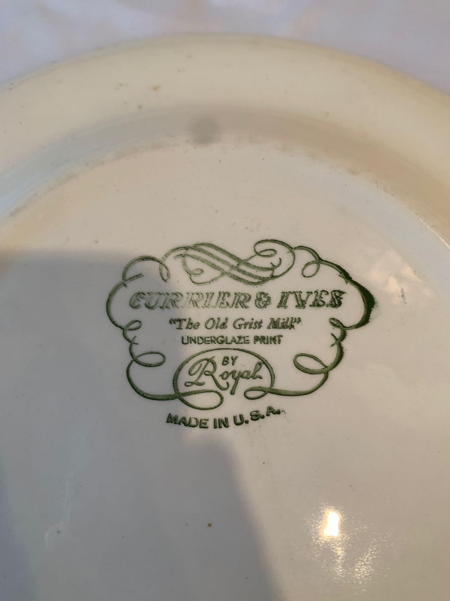 3 decorative plates