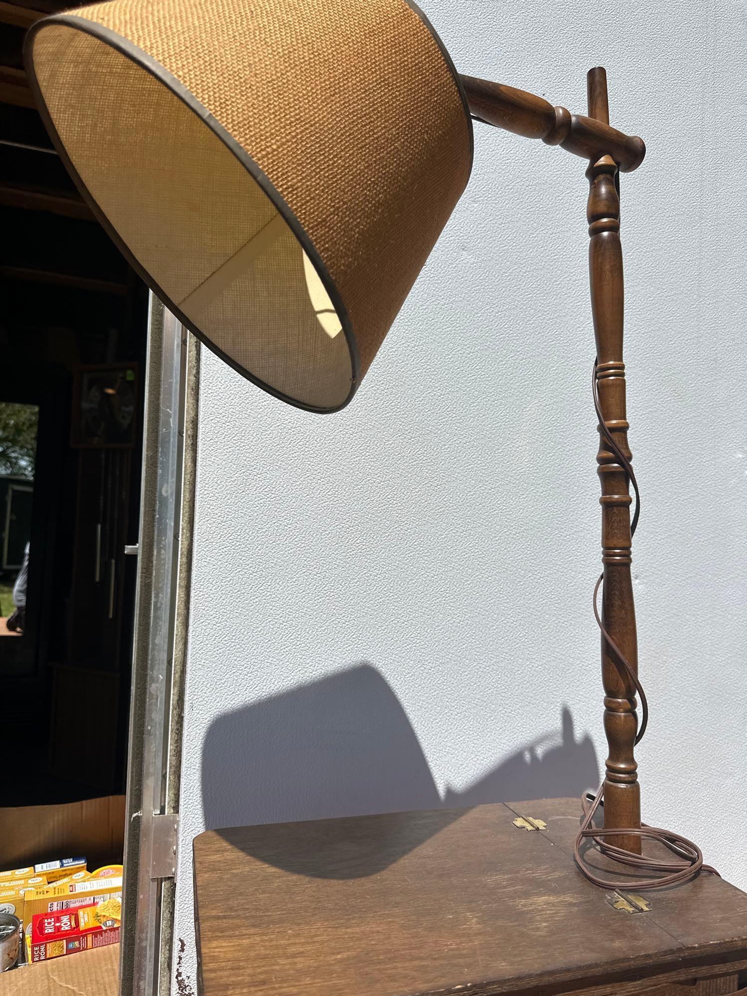 Vintage Wooden Woven Table Lamp