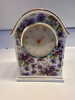 Quartz Decorative Mantle Clock