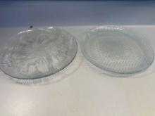 Clear Glass Flower Design Plate / Clear Glass Square Pattern Design Plate