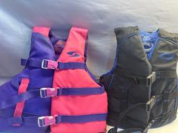 Boys Youth Orageous Life Jacket / Girls Youth Fluid Life Jacket