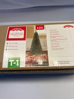6 Ft Non-Lit Wesley Pine Christmas Tree In Box