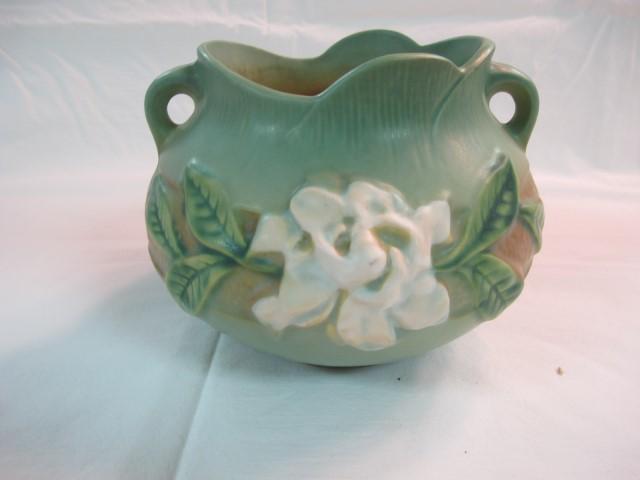 ROSEVILLE GARDENIA ROSE BOWL 641-5 MINT