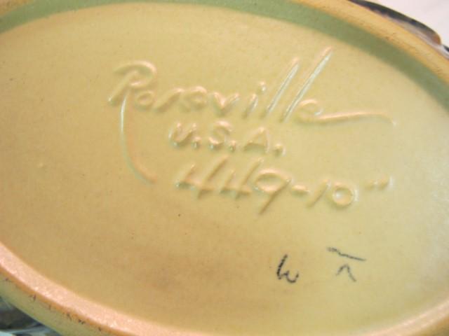 ROSEVILLE MAGNOLIA BOWL 449-10 MINT