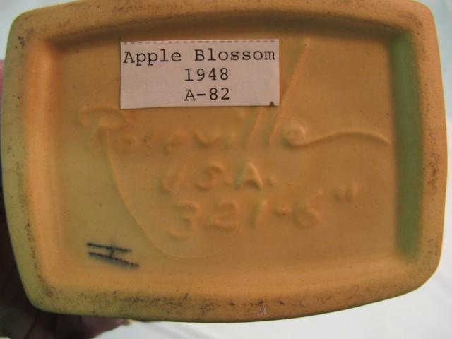 ROSEVILLE APPLE BLOSSOM 1948 CORNUCOPIA 321-6 MINT