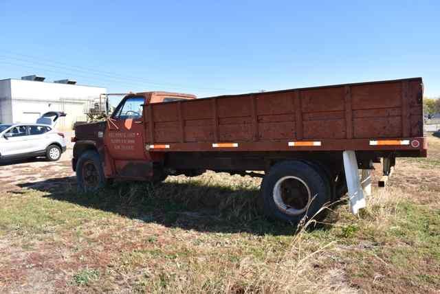 (Located in Sleepy Eye, MN) 1974 Chevy C-60 Truck,