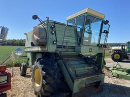 JD 6600 Combine