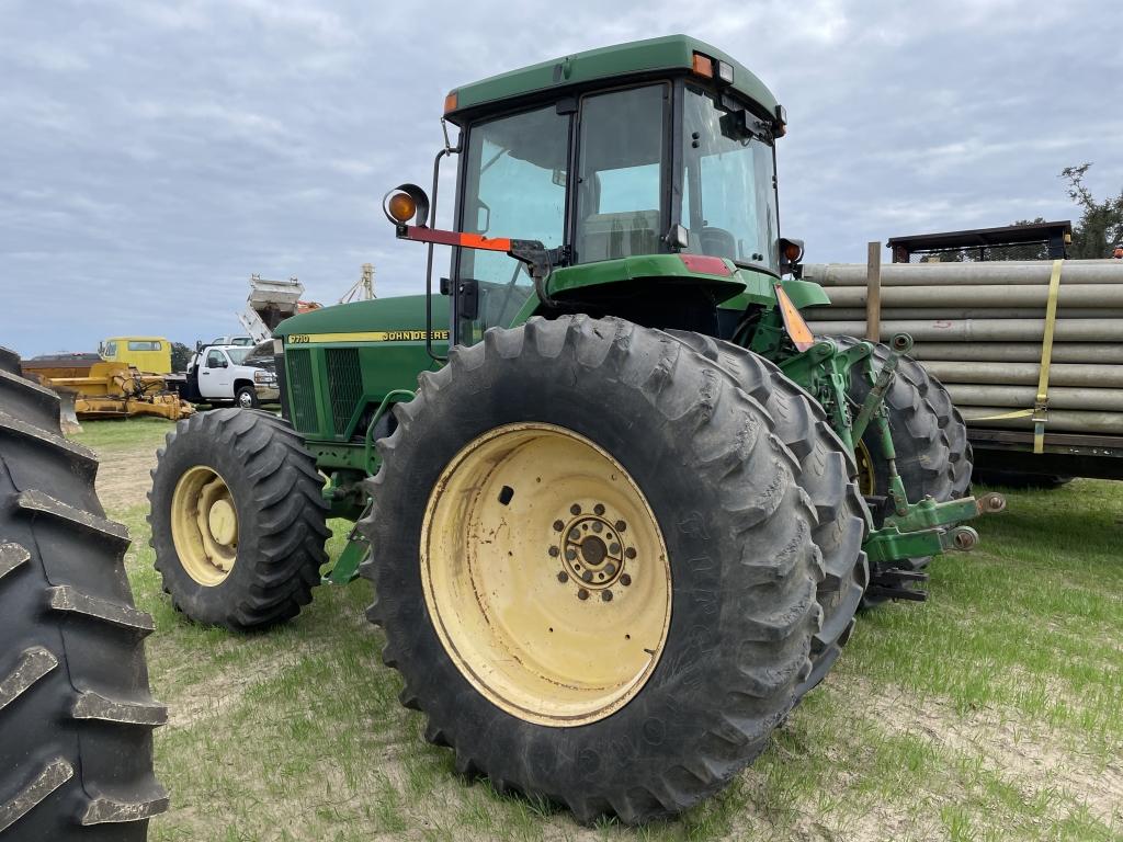 JD 7710 Tractor