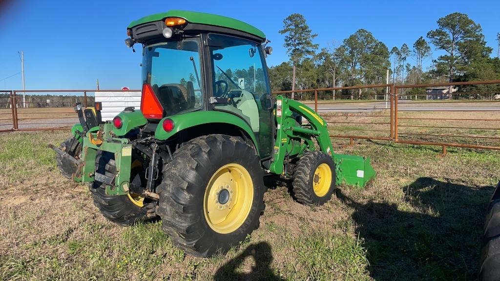 JOHN DEERE 4520 TRACTOR