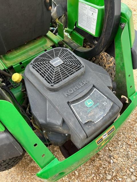 JD Z520A Zero Turn Mower