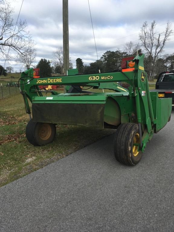 John Deere 630 Moco