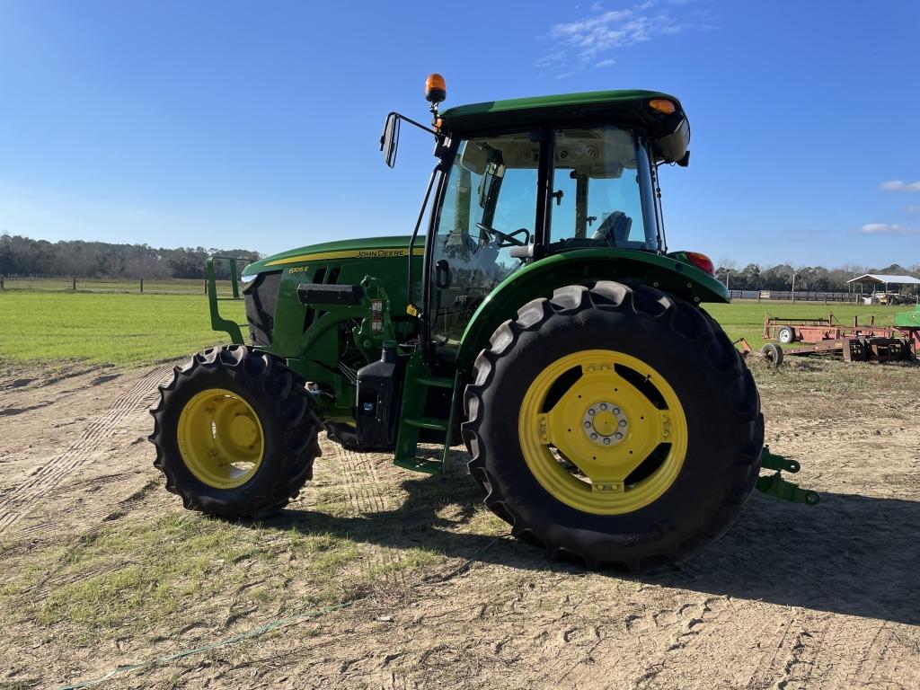 2021 JD 6105E