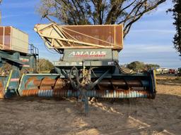 2003 Amadas 6 Row 2100 Peanut Combine