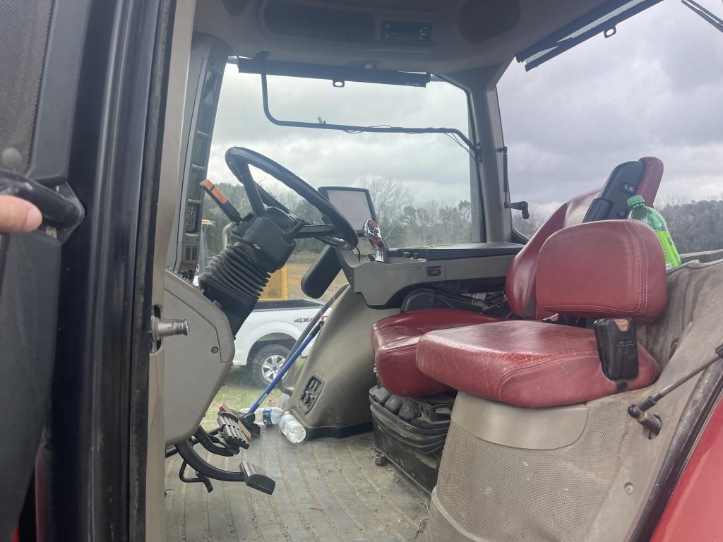 Case IH 340 Magnum Tractor