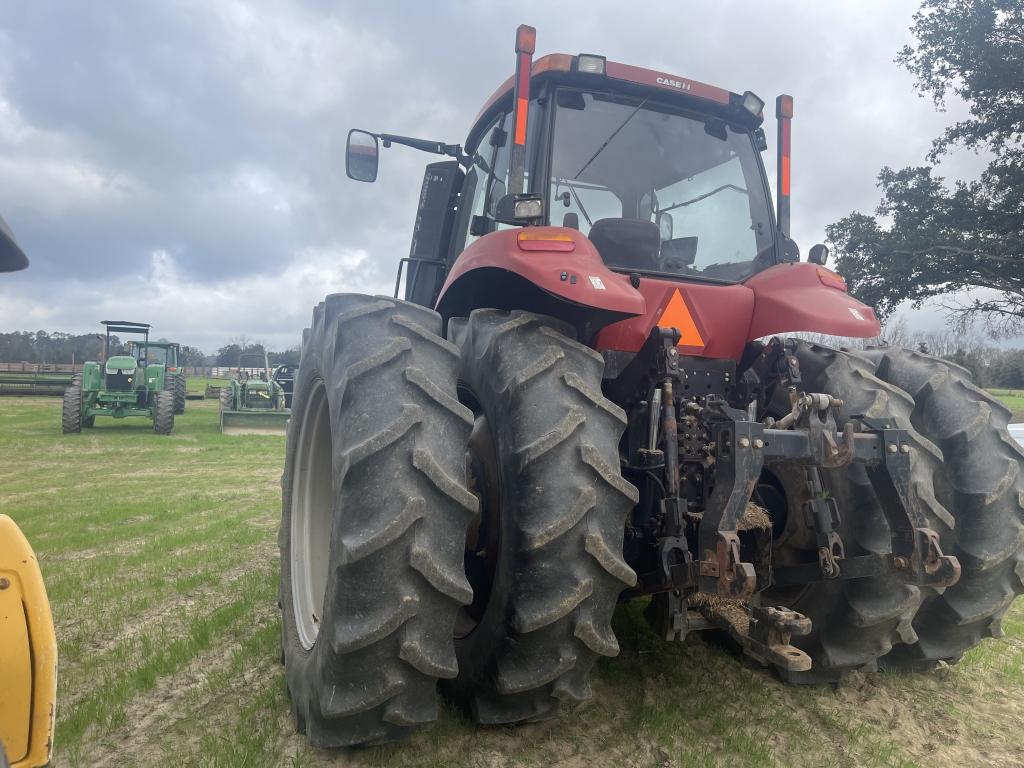 Case IH 340 Magnum Tractor