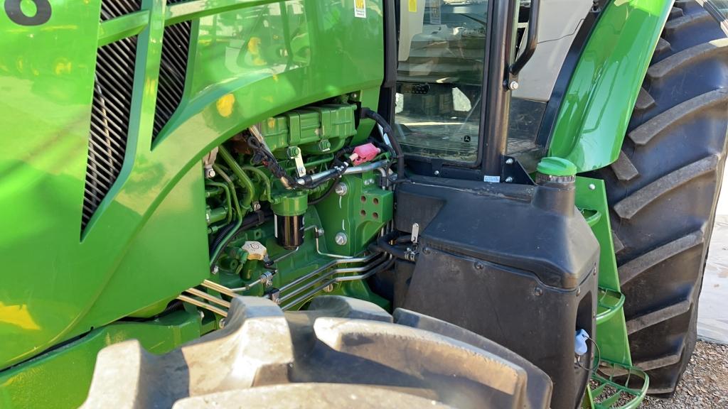 2019 JOHN DEERE 6105E 4X4 TRACTOR