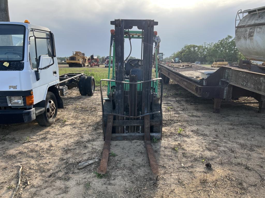 Komatsu FG25T-12 Forklift