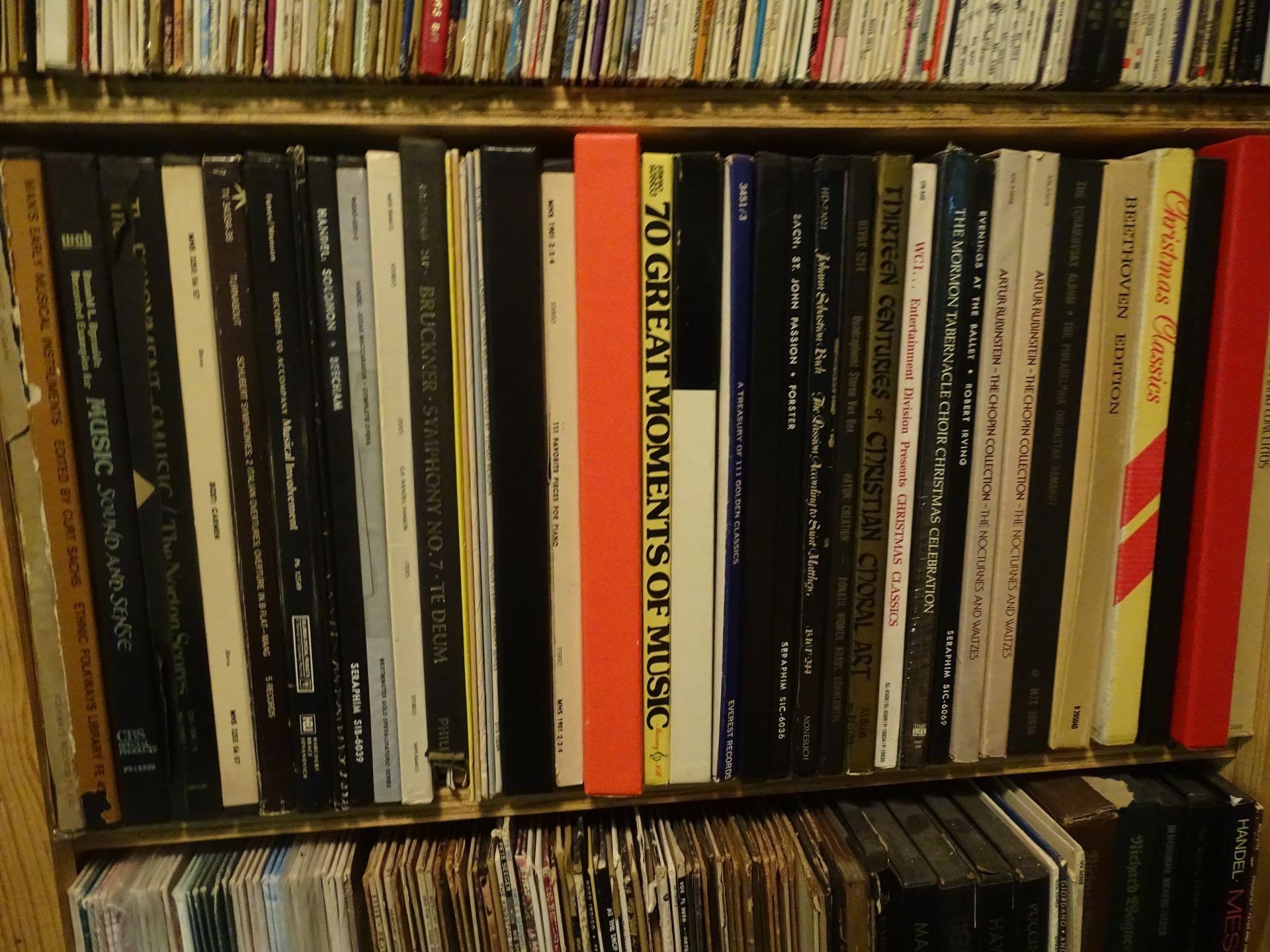 RECORDS L-PS X1 LARGE LOT (LOCATED IN ROCKWOOD CENTER)