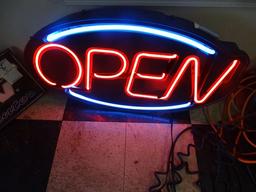 OPEN NEON SIGN