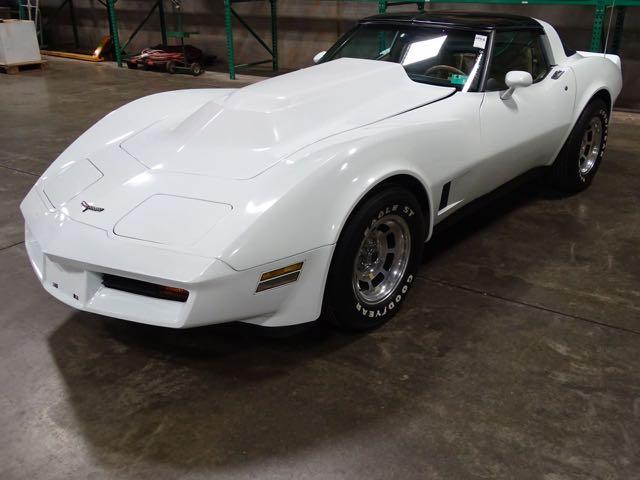 1981 CORVETTE STINGRAY W/BUCKSKIN INTERIOR; VIN: 1G1AY8769BS417865, MILES: 49,767