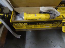 DEWALT GRINDER