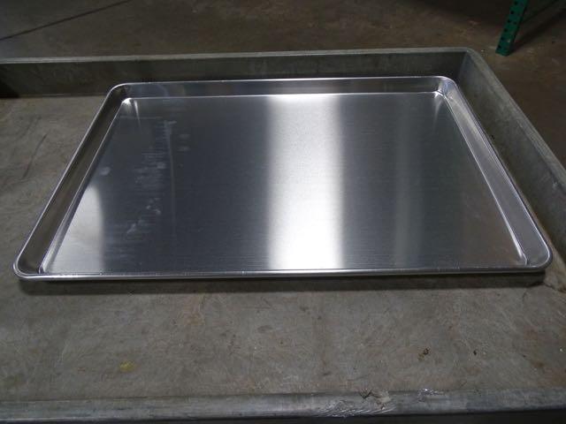 NEW FULL SIZE ALUMINUM SHEET PANS (X12)