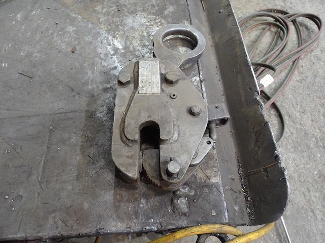 PLATE LIFTING CLAMP