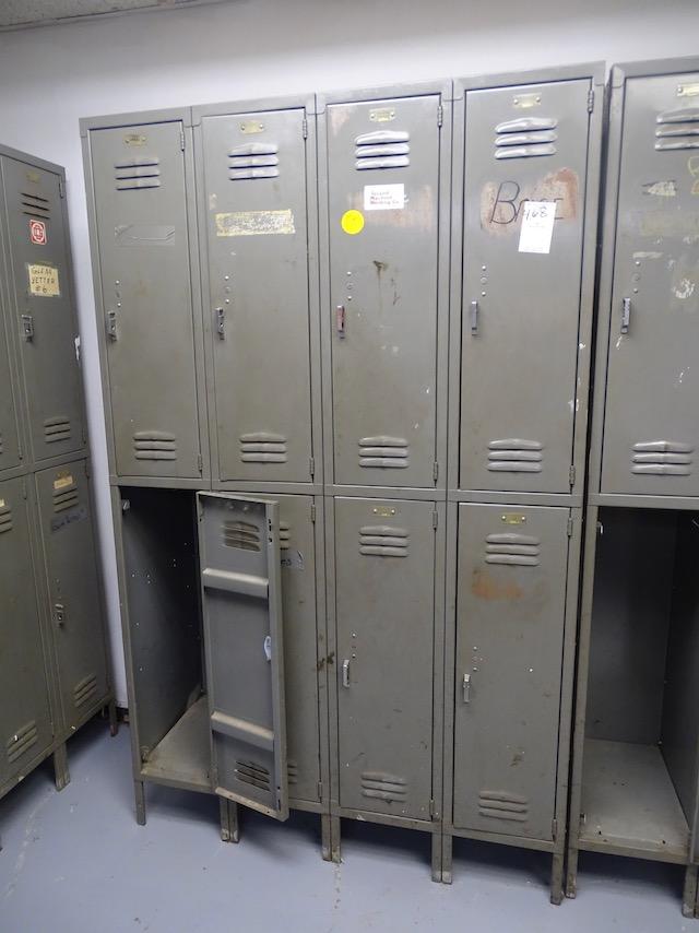 DAYTON LOCKERS   8 DOOR X1